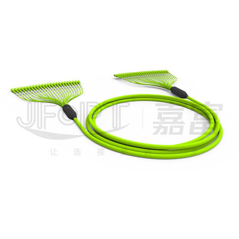 كابل الألياف البصرية المركب المُنهي مسبقًا 24 Core Multimode OM5 PVC Jacket 0.5m متفرع مع SC / APC