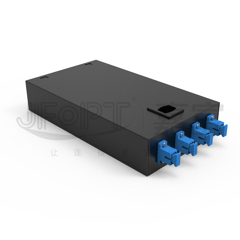 SC/LC/FC/ST 4-Core Latch Type Fiber Optic Termination Box مع خسارة منخفضة من الدرجة الاتصالات