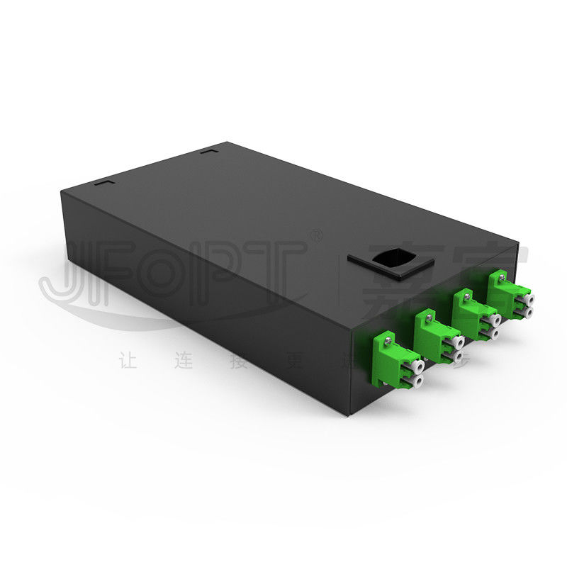 SC/LC/FC/ST 4-Core Latch Type Fiber Optic Termination Box مع خسارة منخفضة من الدرجة الاتصالات