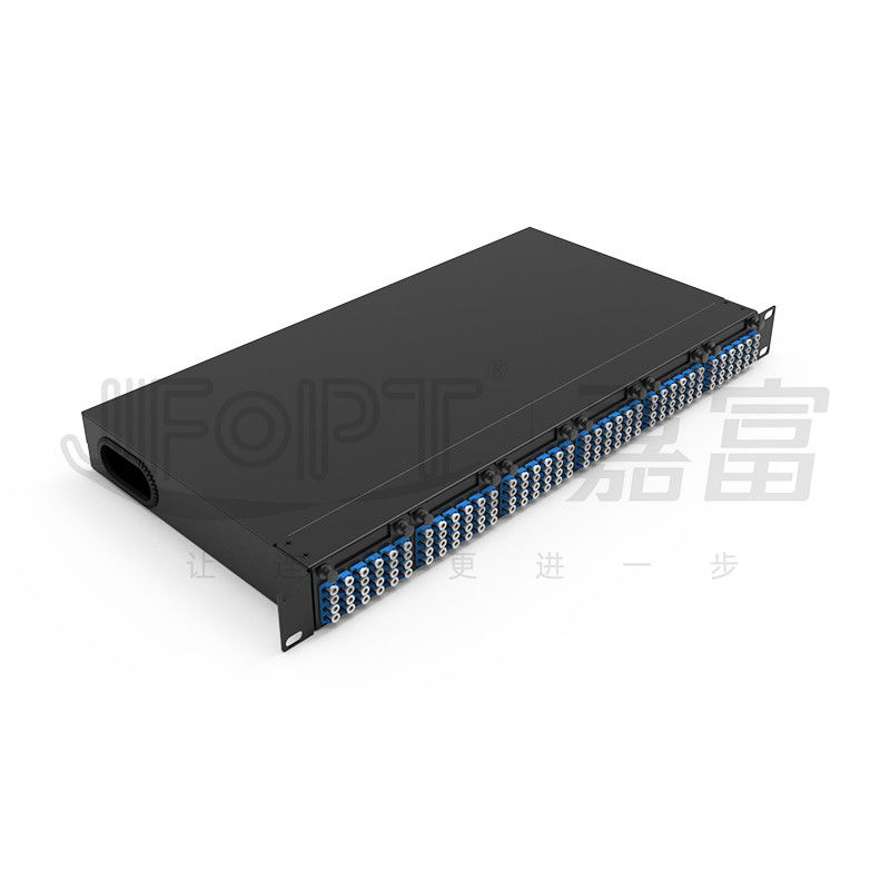 1U MPO-LC G657A1 144 النواة كثافة مربع التقاطع عالي الكثافة مع محول LC هيكل الفولاذ المطاط البارد